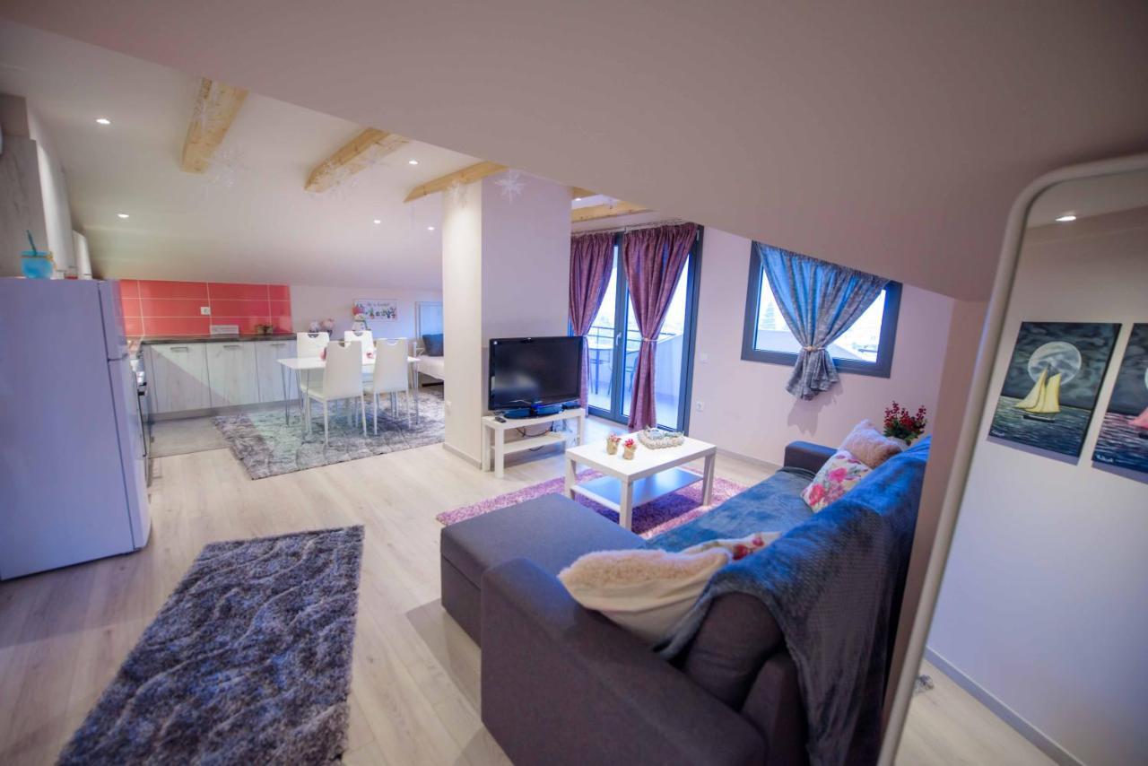 New Loft Polixeni Apartment Ioannina Exterior photo