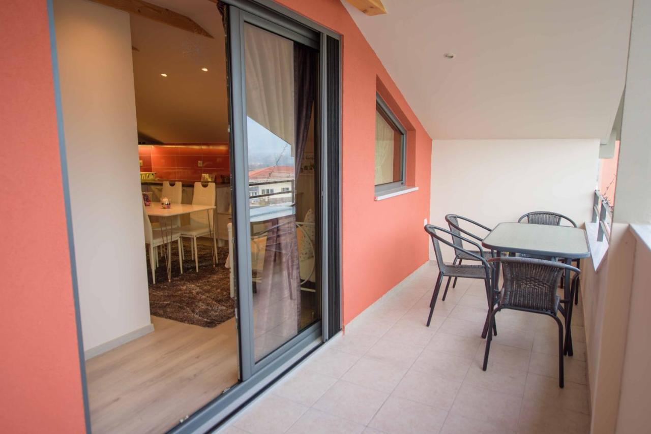 New Loft Polixeni Apartment Ioannina Exterior photo